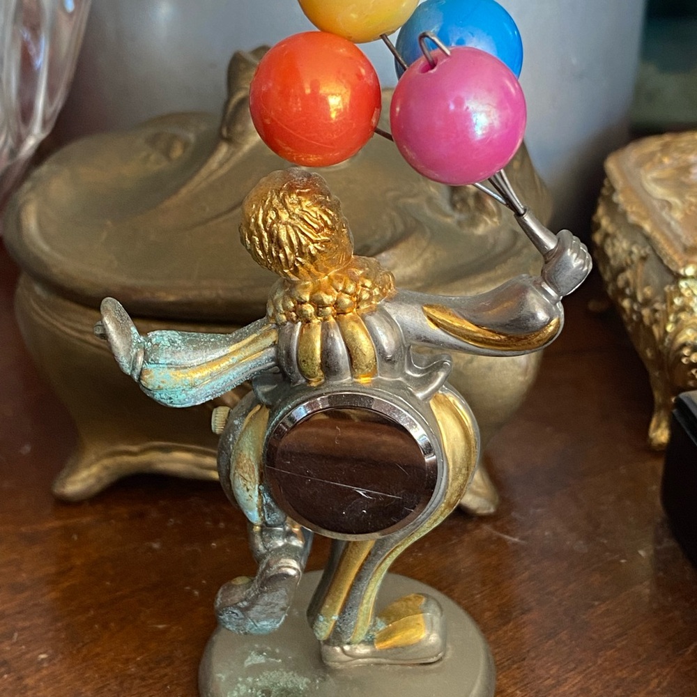 Clock - Picture 4 of 10